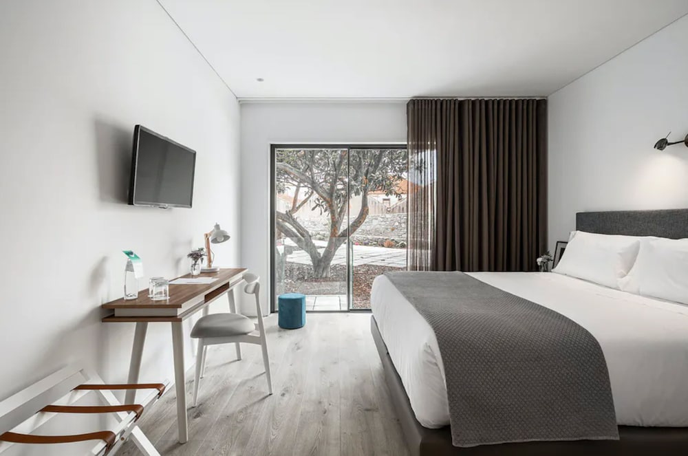 PORTO, DOUBLE BED