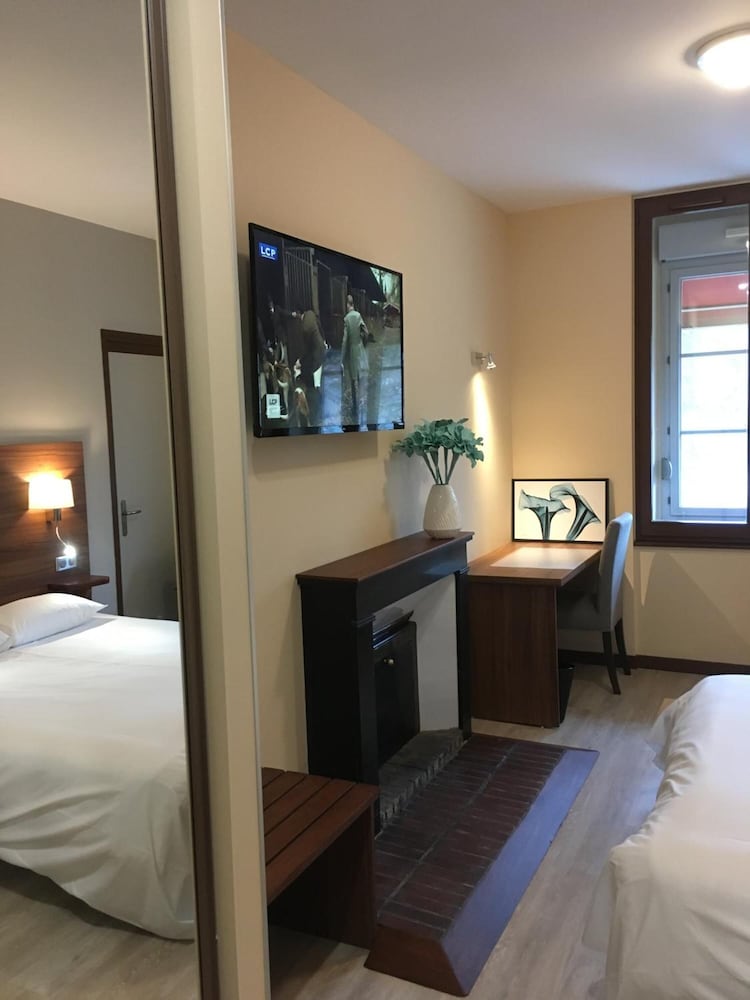 LOGIS HOTEL AU TERMINUS 16/45