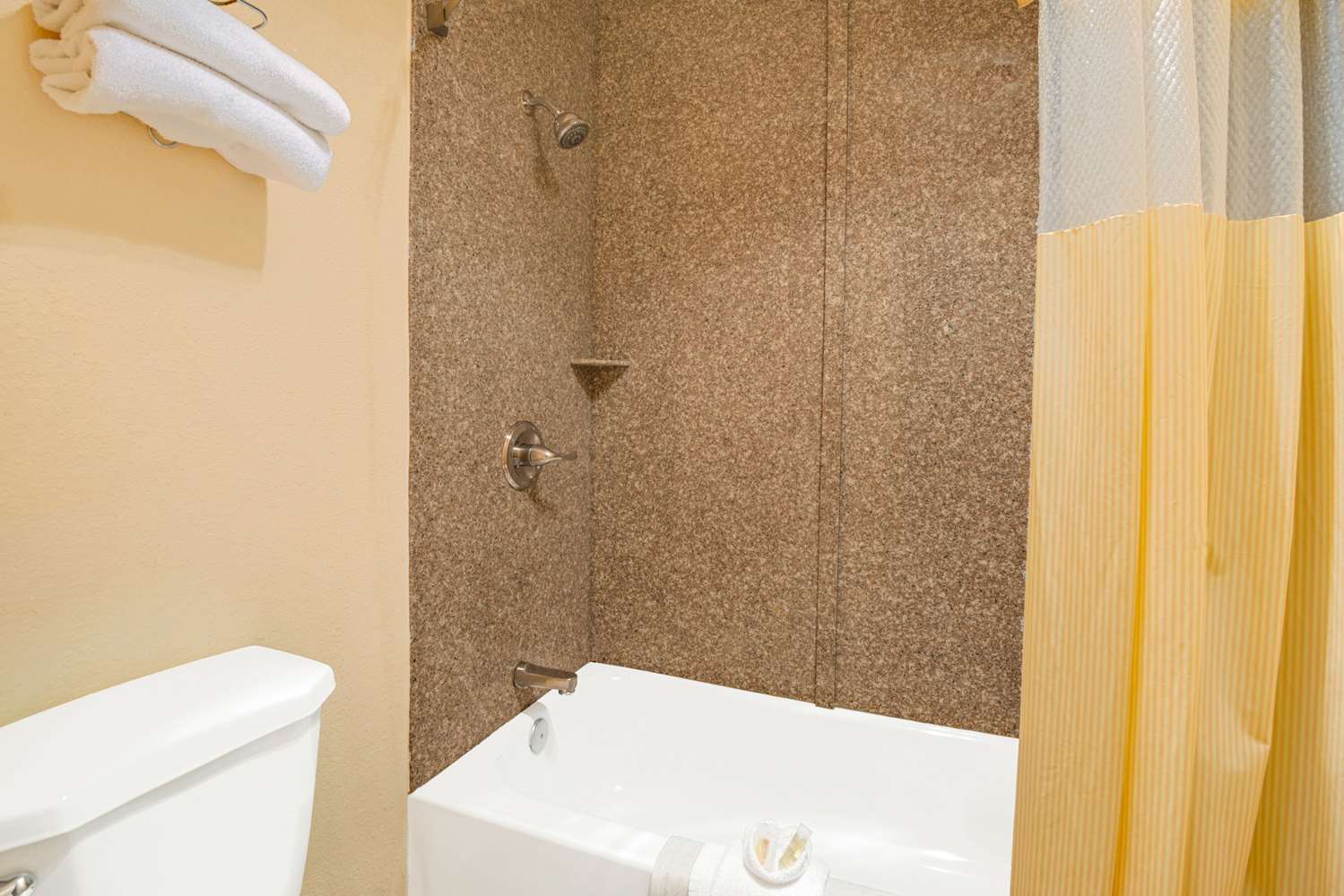Days Inn by Wyndham East Albuquerque 29/29