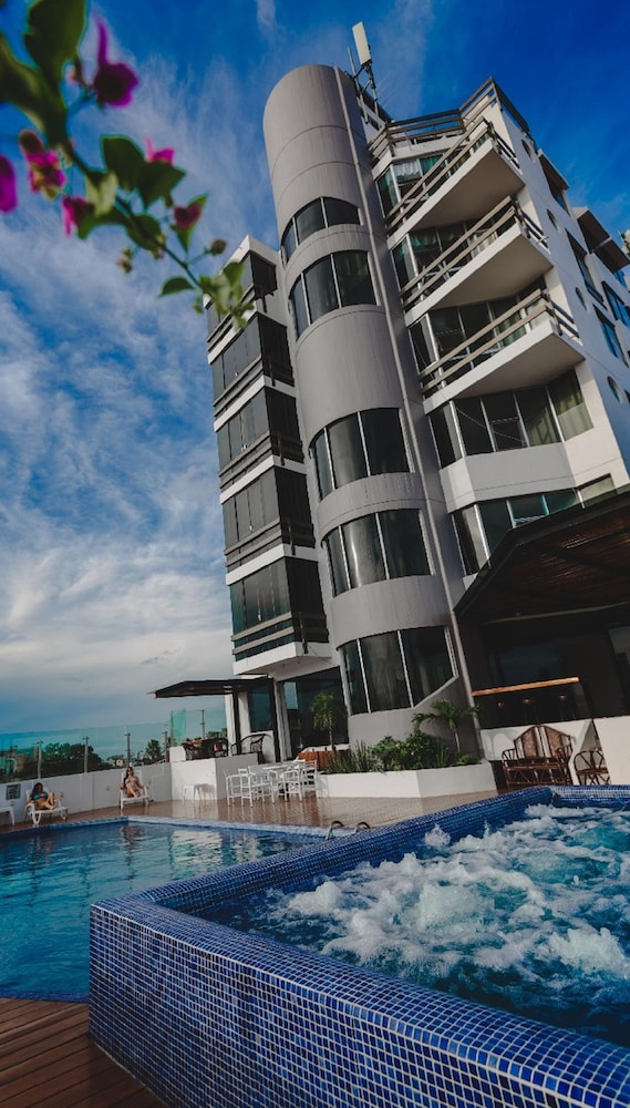 Arenal Hotel 5/50