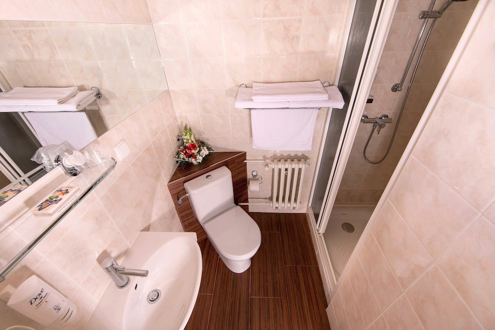 Park Hotel Pruhonice 50/50