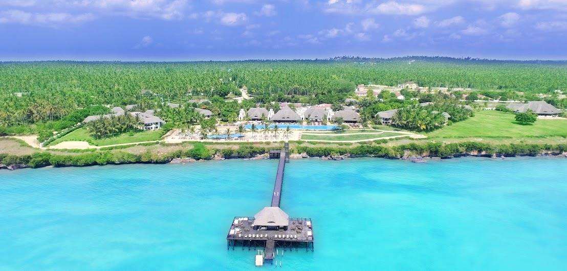 Sea Cliff Resort and Spa Hotel 69/80