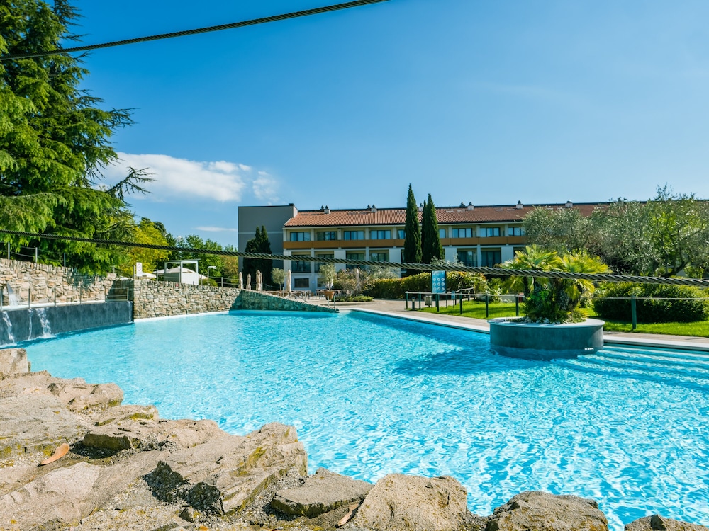 Parc Hotel in CASTELNUOVO DEL GARDA