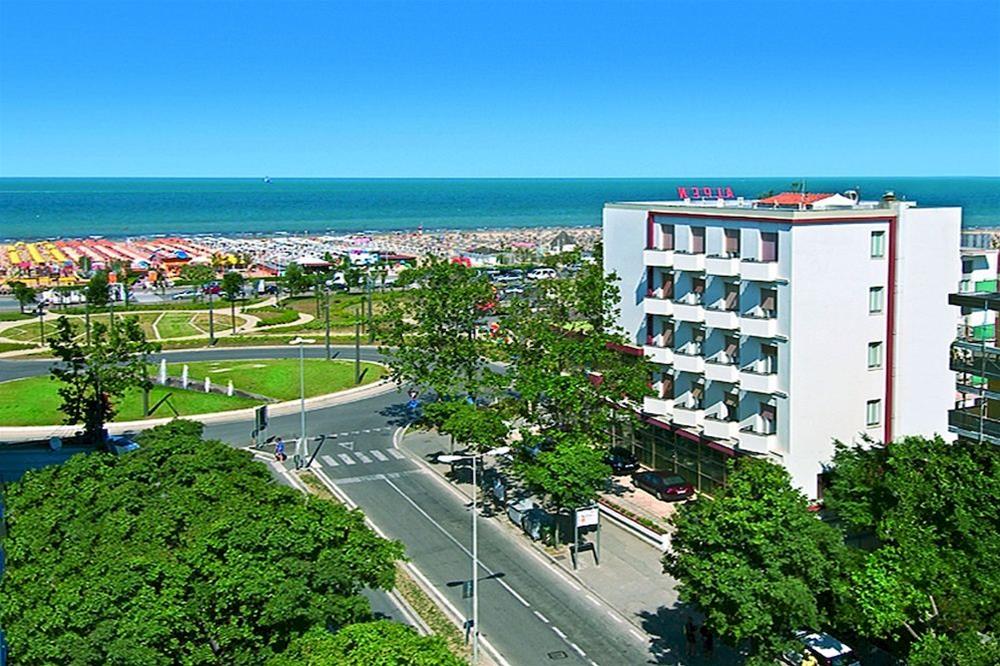 Alpen Hotel 6/55