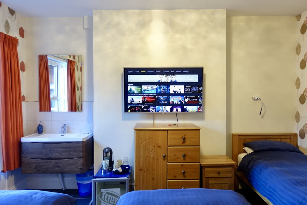 Abinger Guest House 16/24
