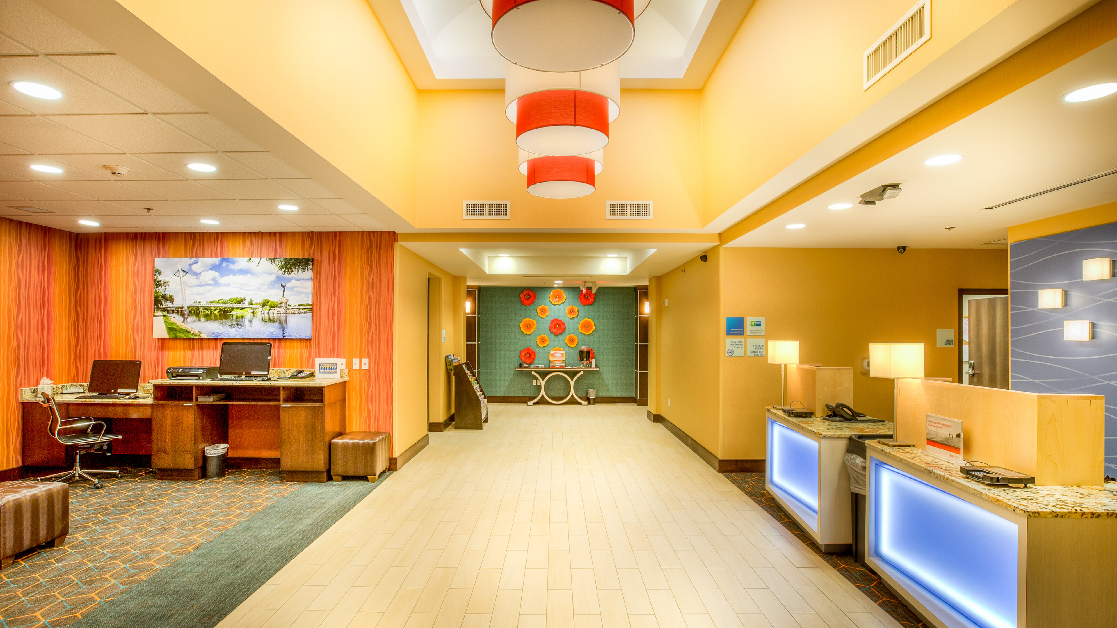 Holiday Inn Express Wichita South 10/59