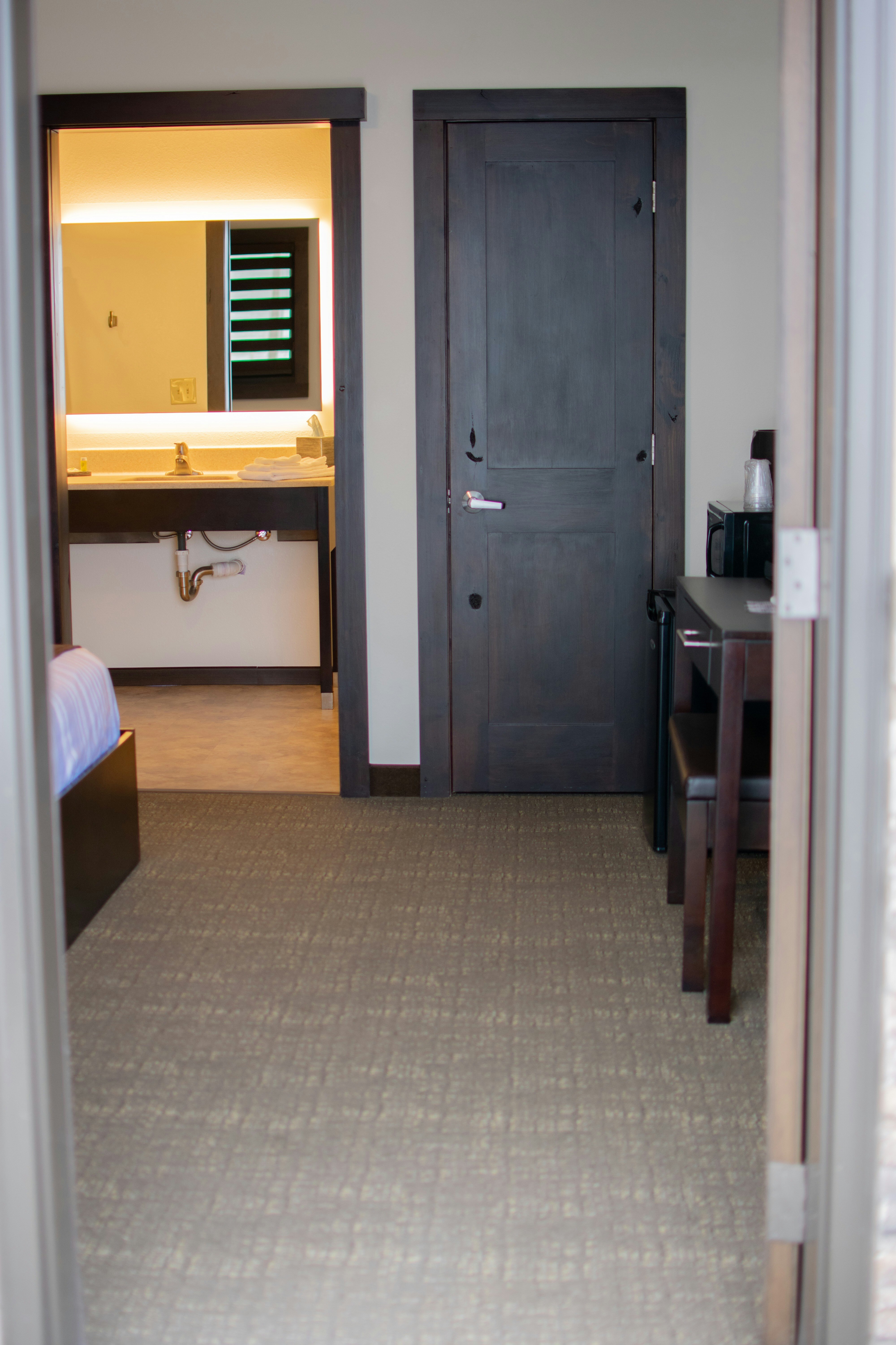 Boarders Inn & Suites by Cobblestone Hotels - Syracuse 5/25