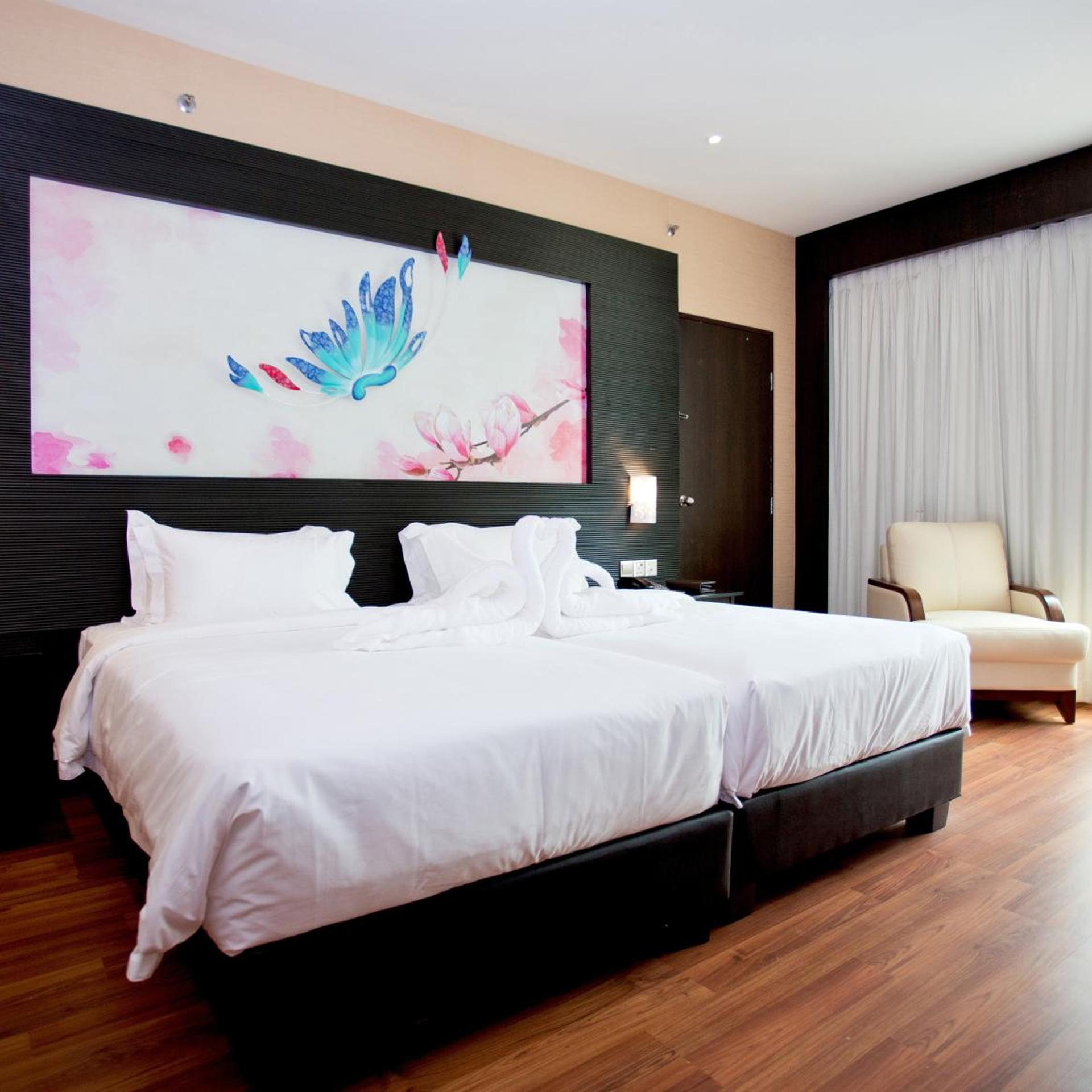 Room, Twin Beds, Sea View