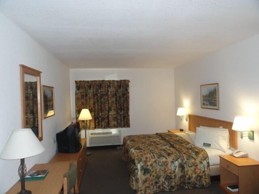 Booneslick Lodge 14/26