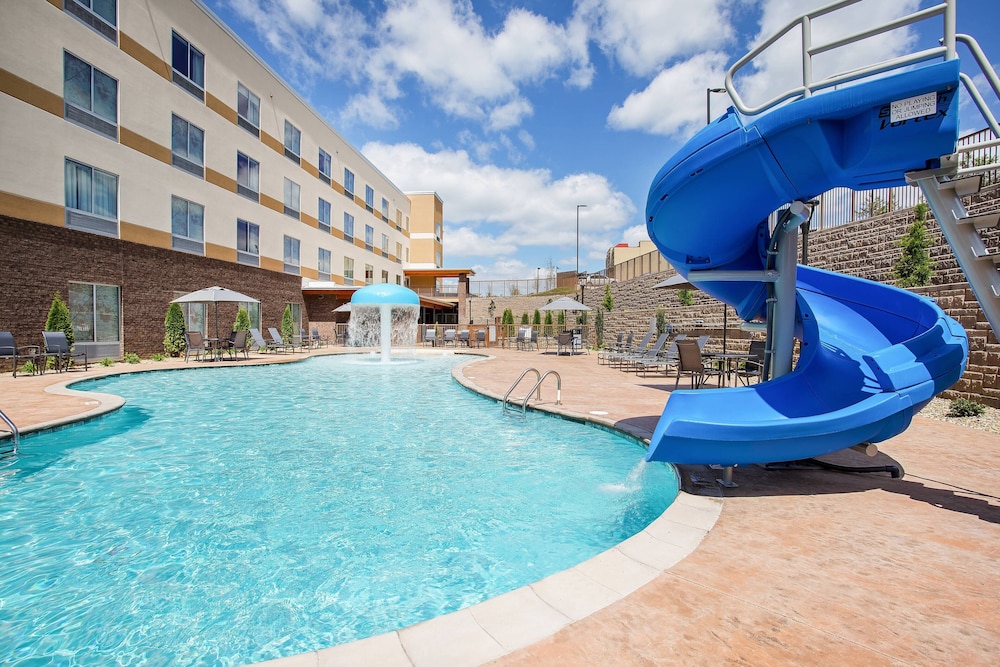 Fairfield Inn & Suites By Marriott Pigeon Forge photo5