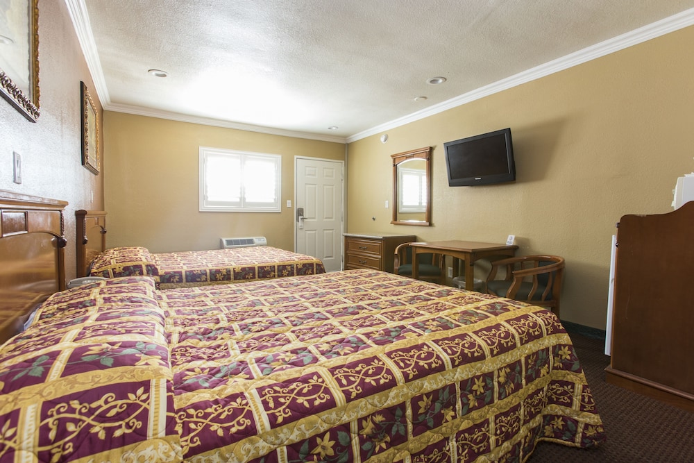 Beverly Inn 18/64