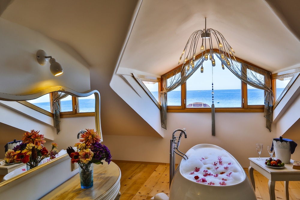 Oyster Residence - Adults Only 51/71