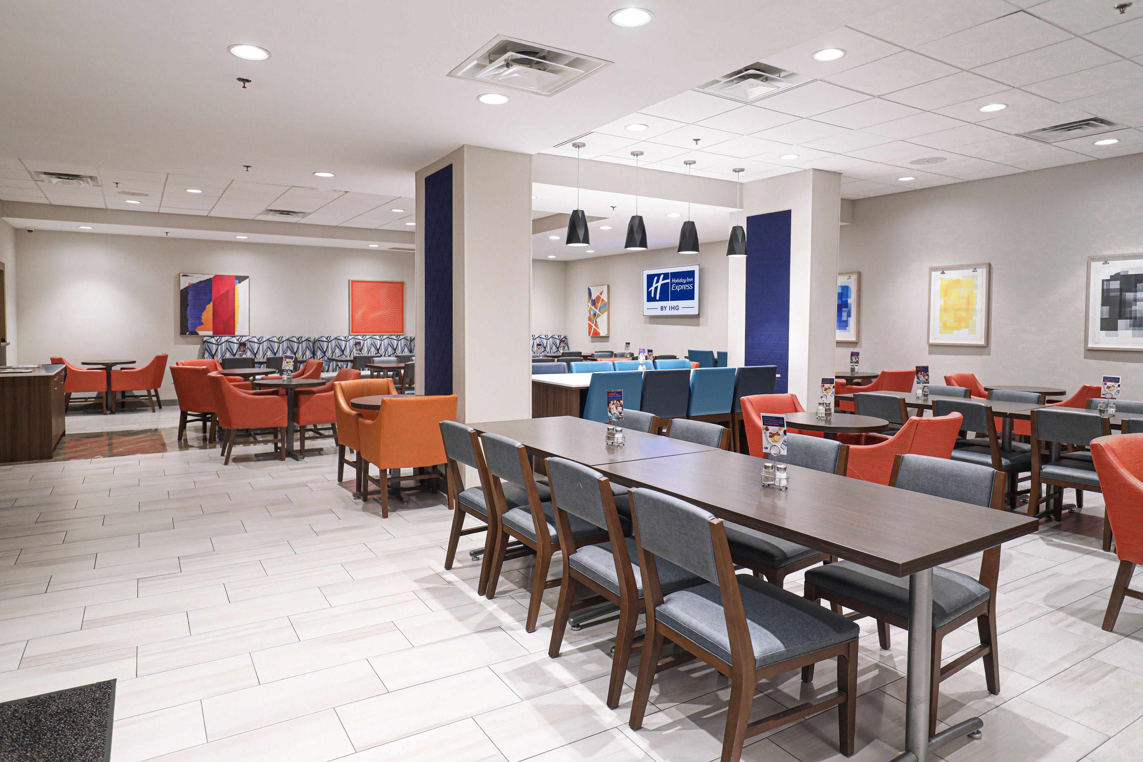 Holiday Inn Express Washington Dc Sw Springfield 34/50
