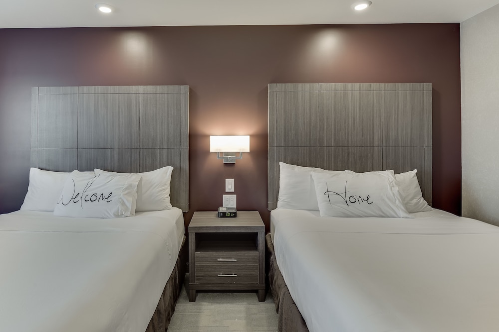 Home Inn Suites Saskatoon South 21/66