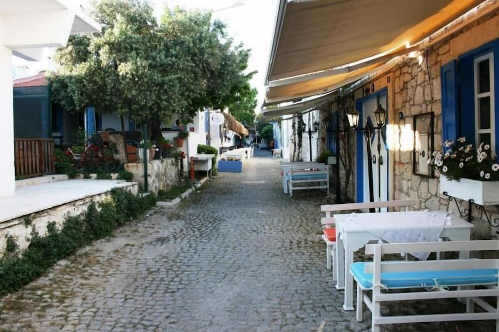 Alacati Gaia Otel 49/50