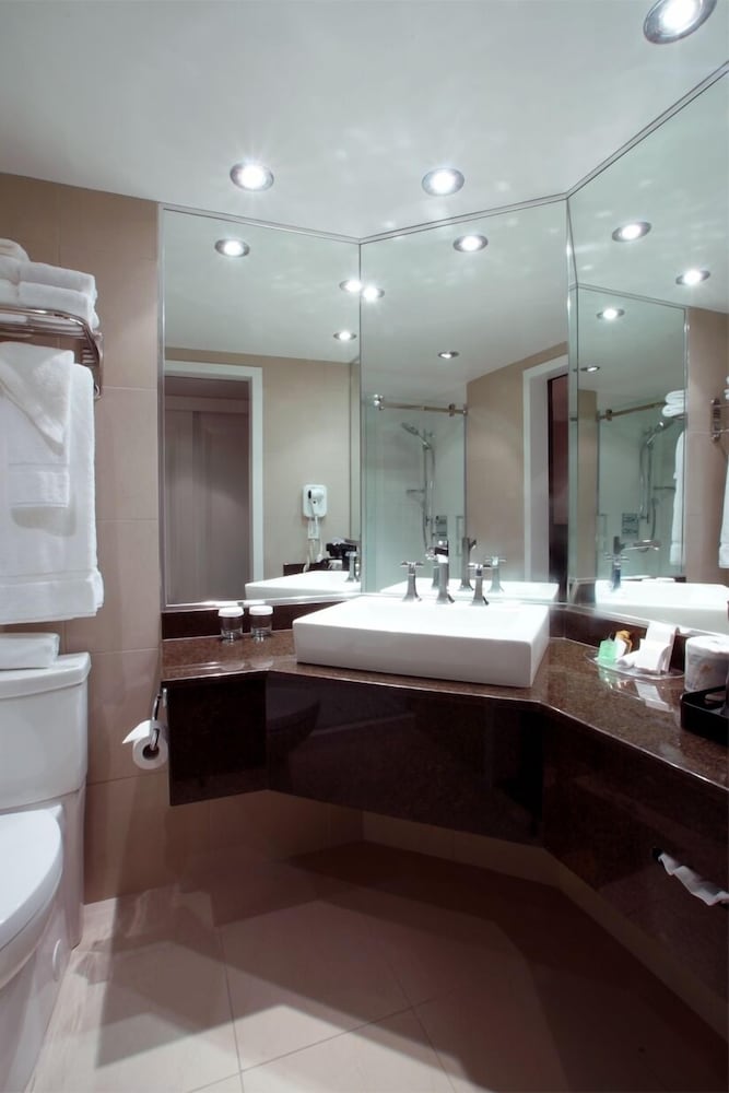 Hotel Manoir Victoria 3/56