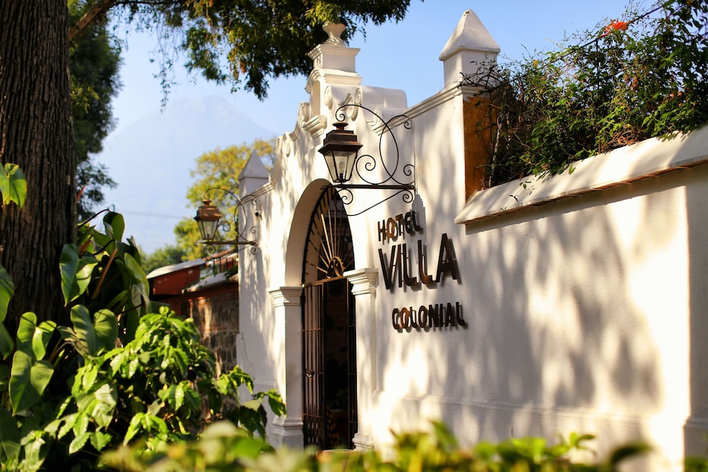 VILLA COLONIAL 43/49