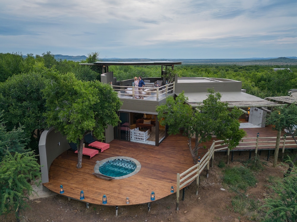 Lush Private Game Lodge 46/50