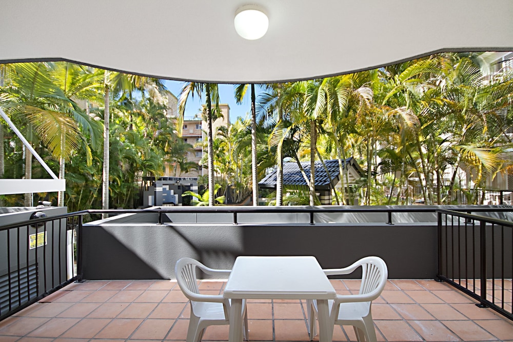 Blue Waters Apartments 55/71