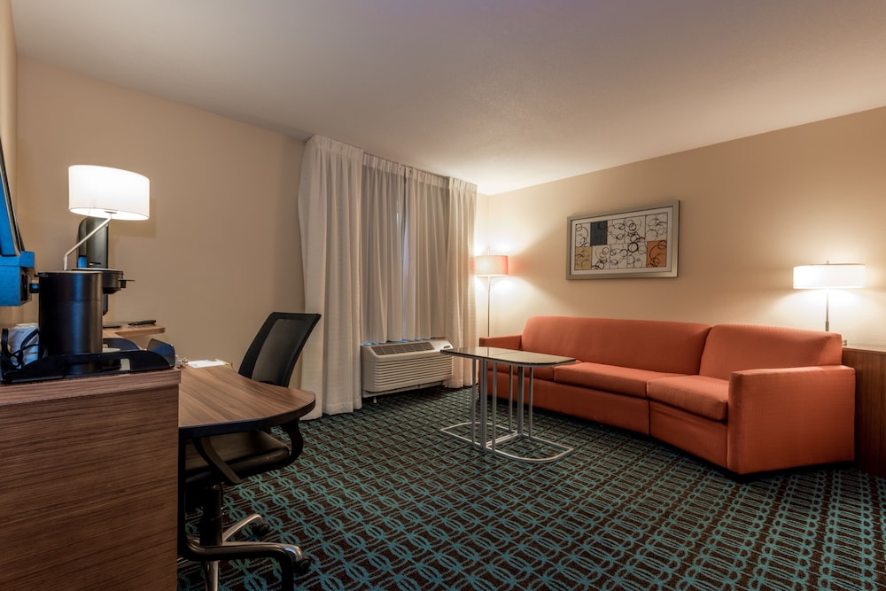 Fairfield Inn Suites By Marriott Montgomery Airport South 27/34