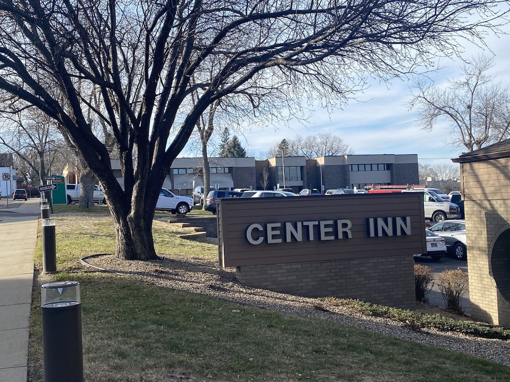 The Center Inn 23/30
