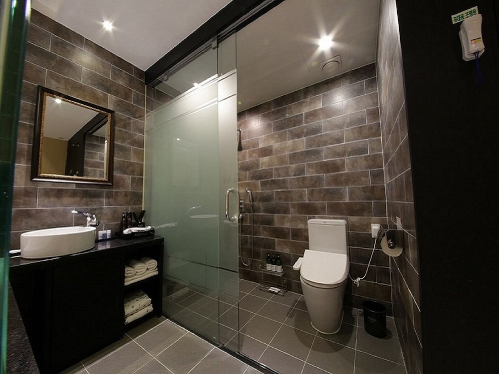 Hotel Almond Busan Station 37/47
