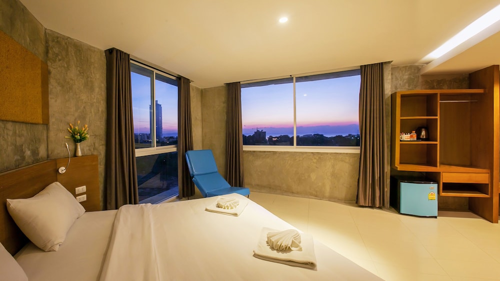 B2 Jomtien Pattaya Boutique Budget Hotel 37/60