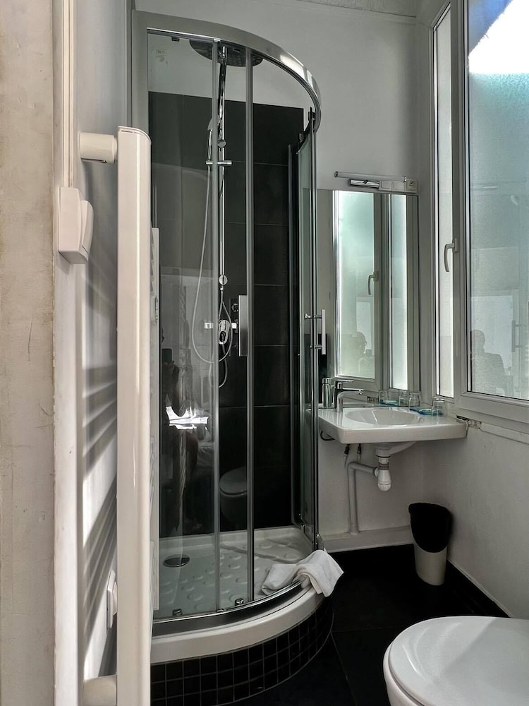 Hotel Chanteclair 37/39