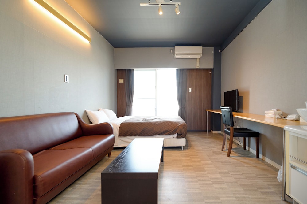 Residence Hotel Naha West 11/31