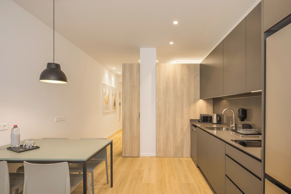 Mon Suites Jardin de Ayora 26/30