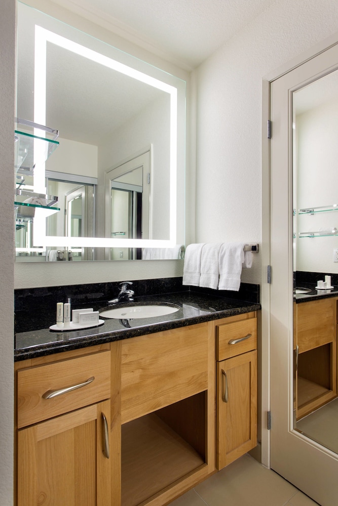 Residence Inn San Diego Del Mar 5/46