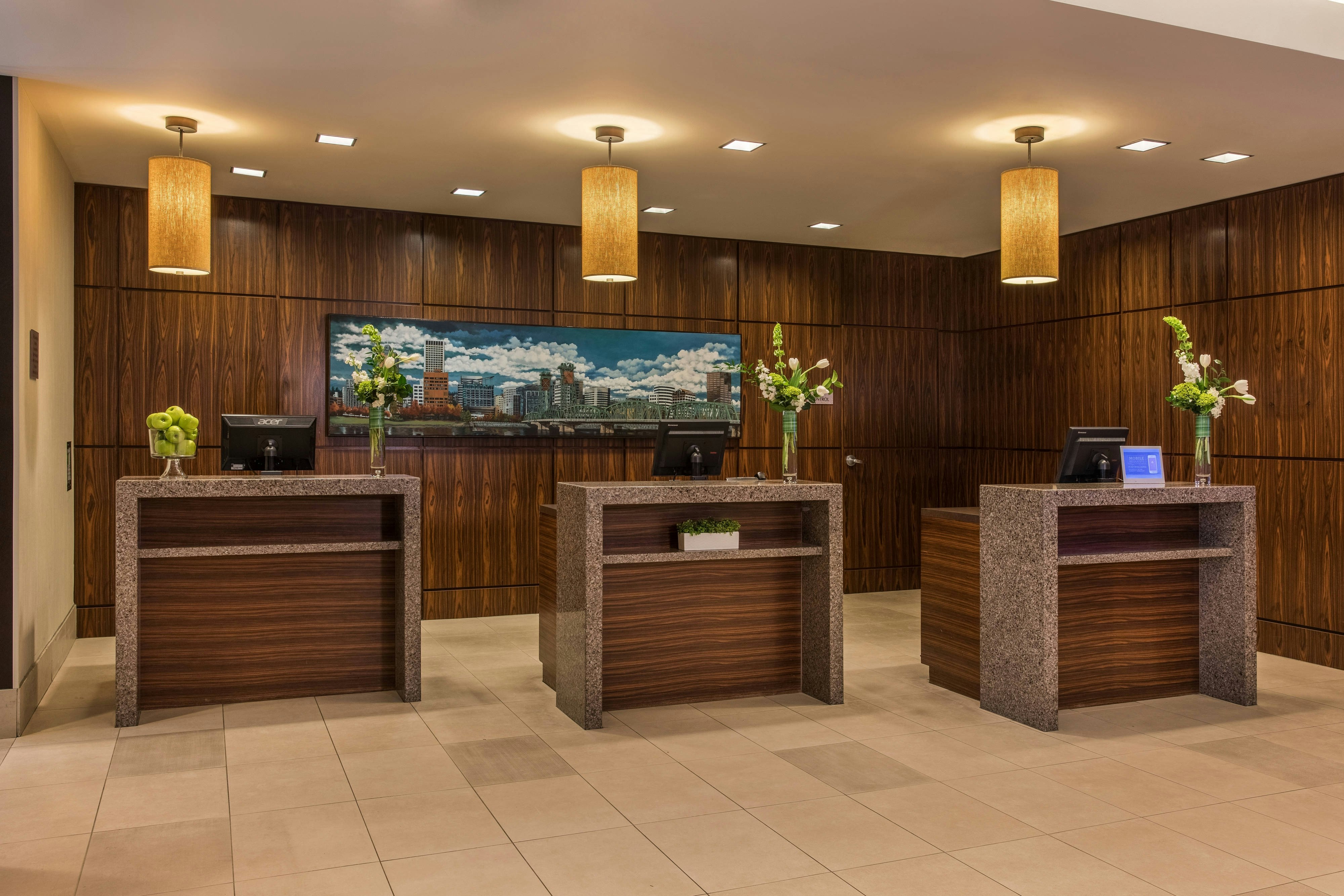Lobby at Courtyard Marriott City Center, PORTLAND - OR
