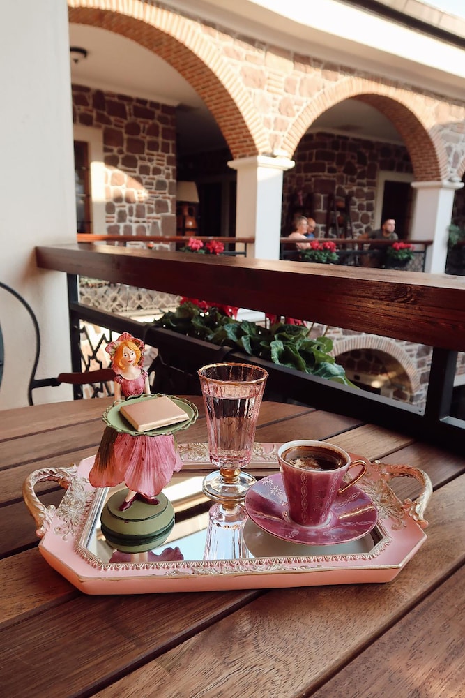 L'agora Old Town Hotel & Bazaar 26/35