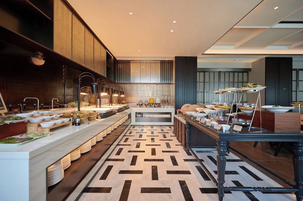 UrCove by Hyatt Shantou Zhugang New Town 3/13