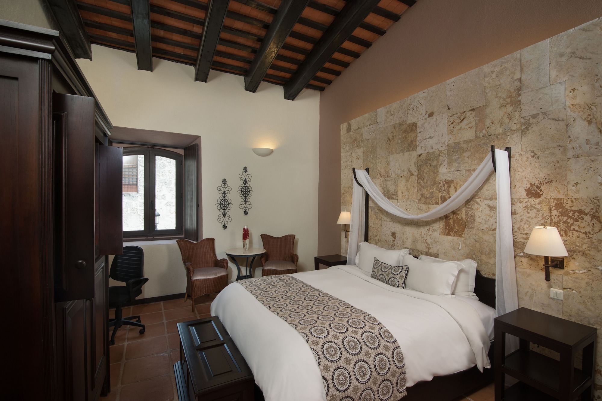 Imperial, Colonial, King Bed، Hodelpa Nicolas de Ovando Emblematic Hotel 3/10