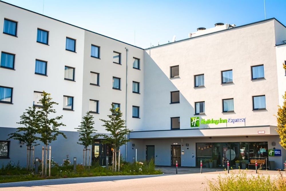 Holiday Inn Express Munich Olching 6/51