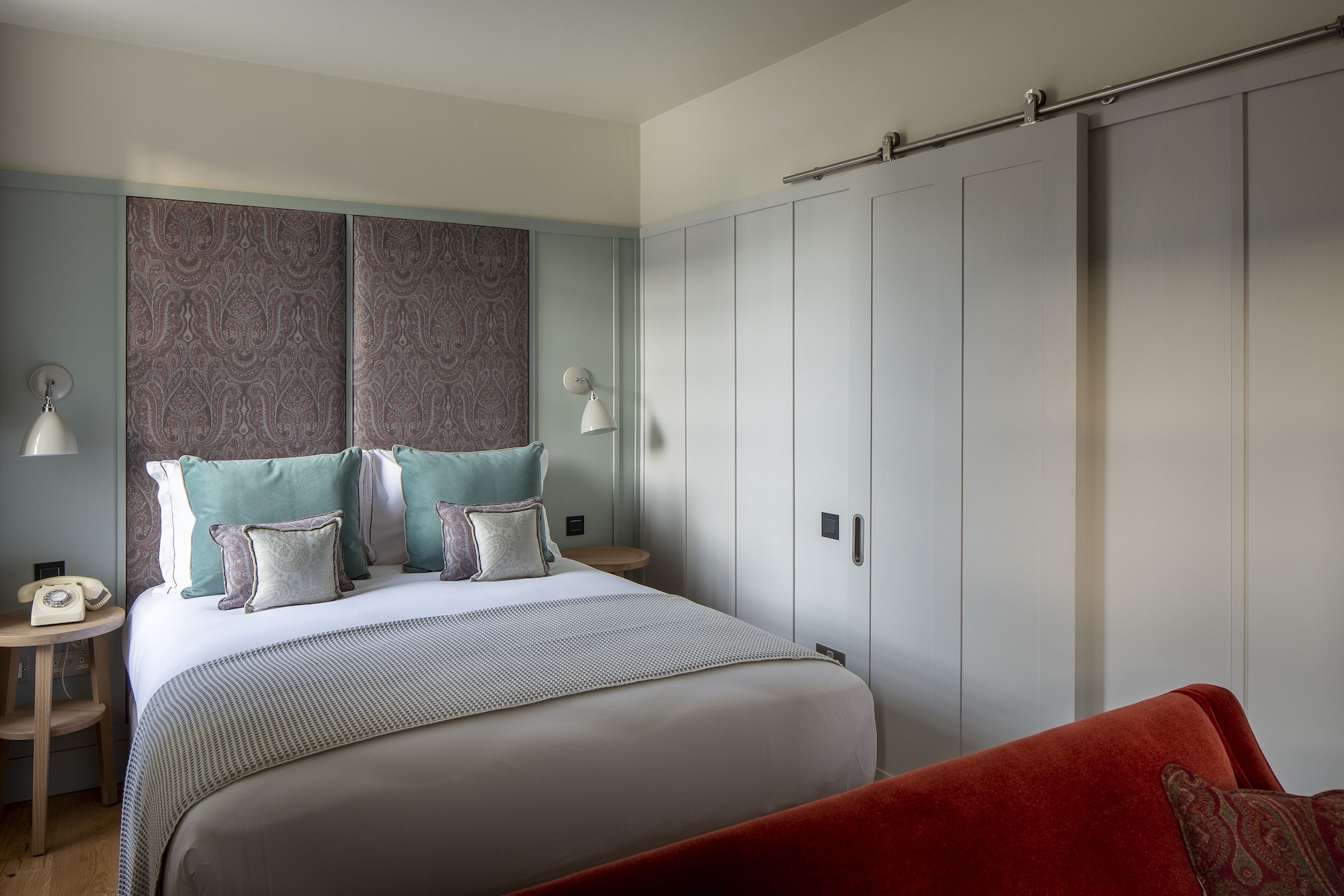 OPEN PLAN, DELUXE, APARTMENT, KING BED