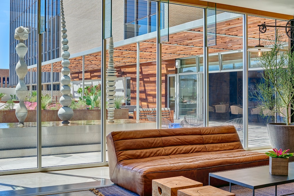 Hotel Indigo EL PASO DOWNTOWN 64/80