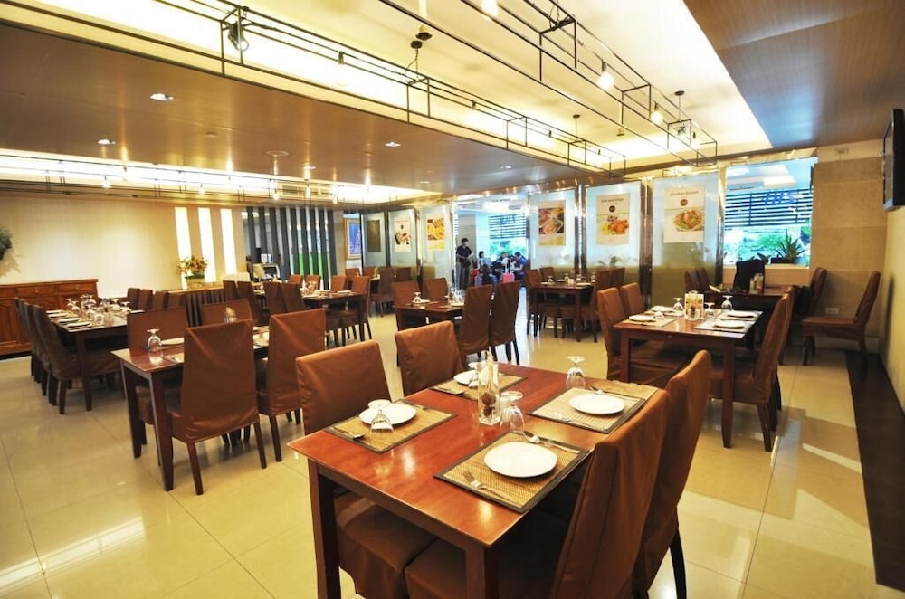 Centric Place Hotel 49/66