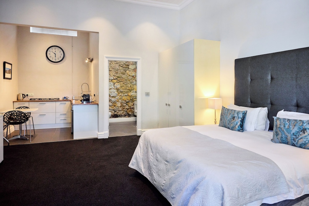 Three Boutique Hotel 28/79