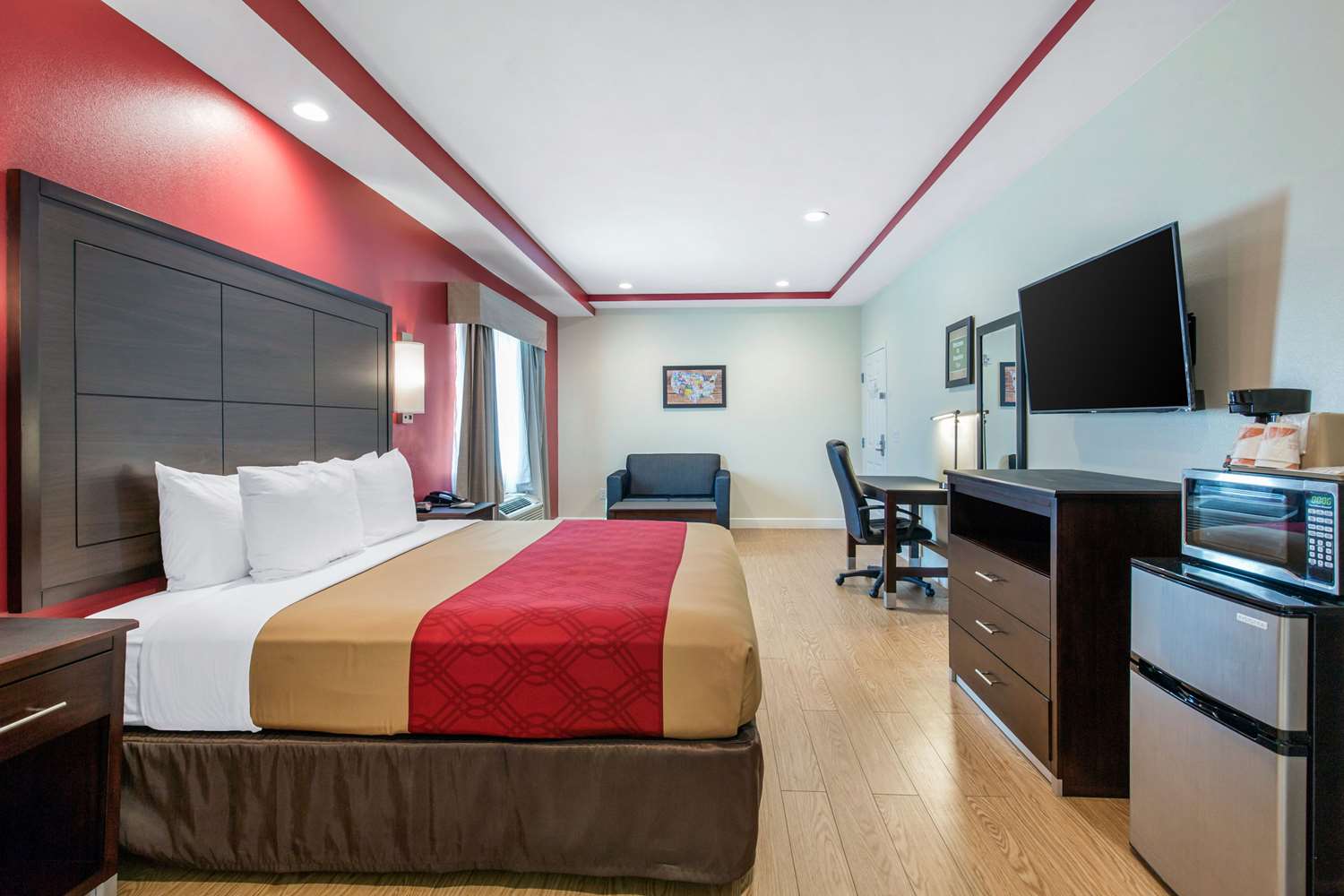 Upgrade, Suite, King Bed