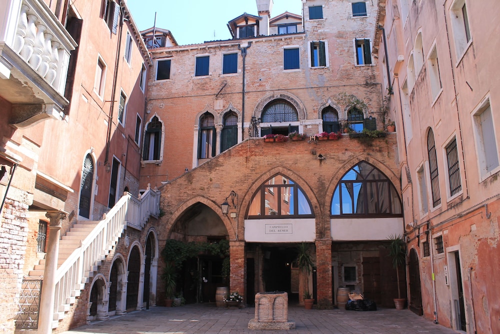 Al Palazzo Lion Morosini酒店(Al Palazzo Lion Morosini) 图片1