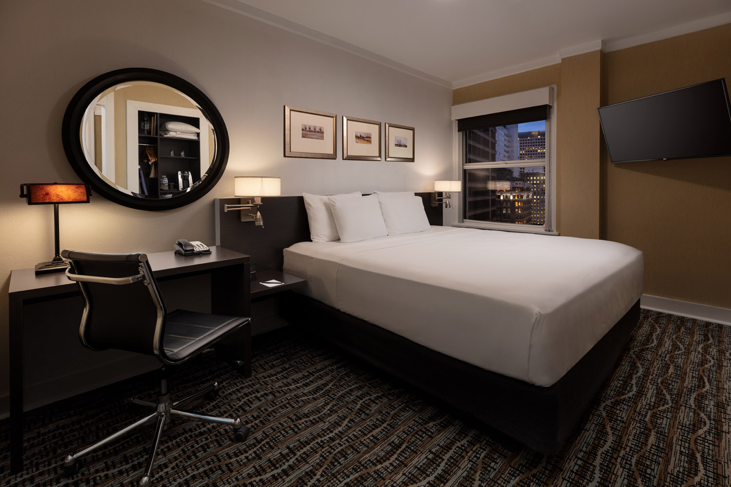 Room, Queen Bed
