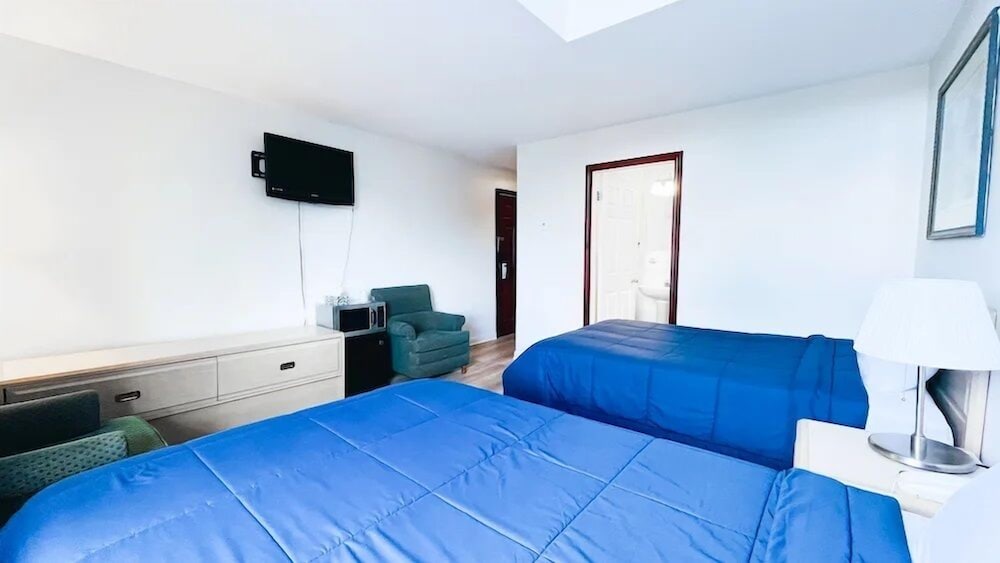 Commons Inn 8/46
