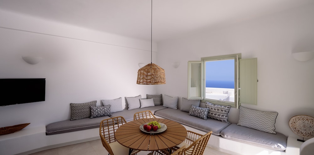 Terra Blanca Suites 40/63