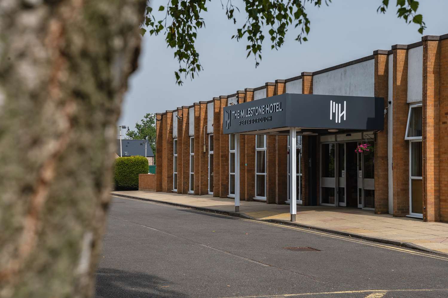 Milestone Peterborough Hotel A1M, Sure Hotel Collection 12/16