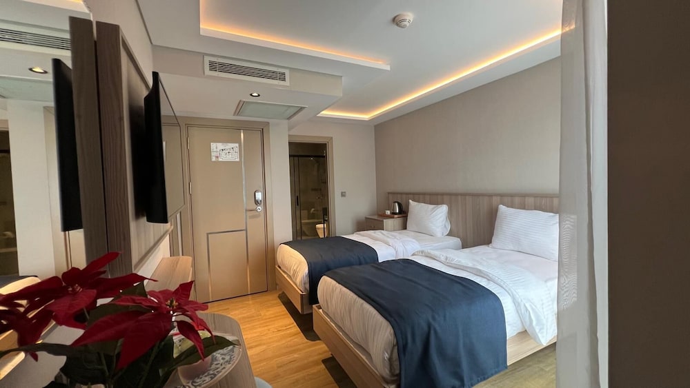 Woxx Hotel 19/39
