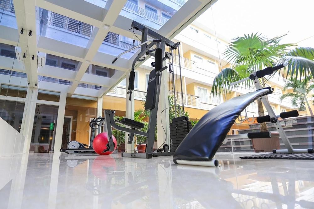 Sylvia Hotel Premier Kupang 43/57