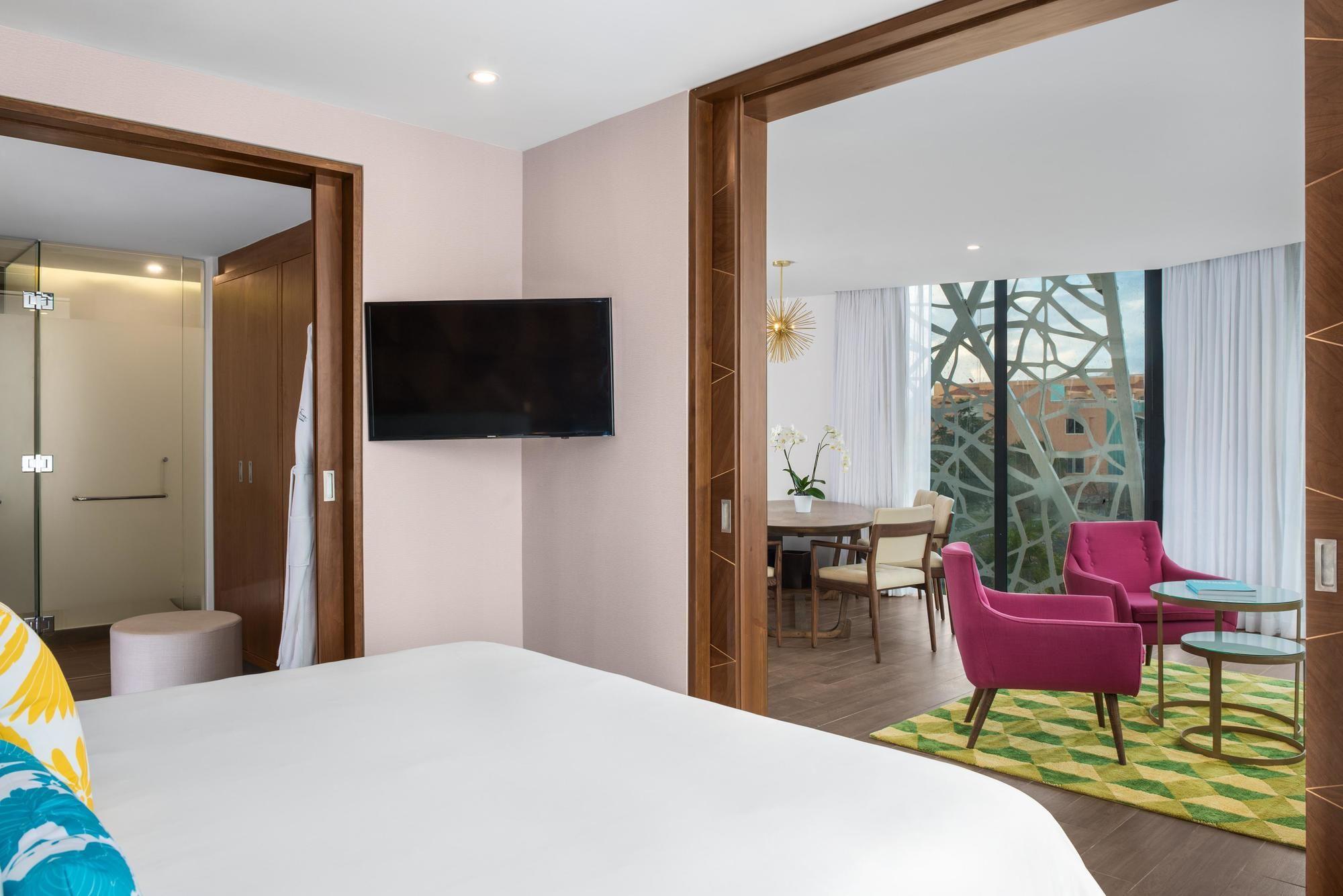 2 Bedrooms, Residence