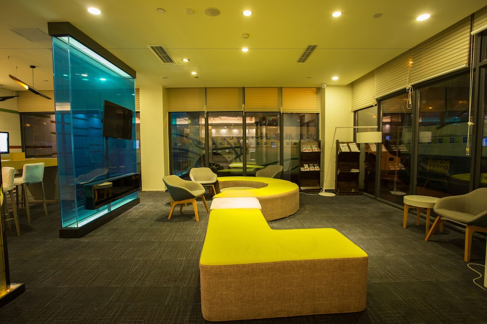 HOLIDAY INN EXPRESS DUJIANGYAN ANCIENT CITY 17/29